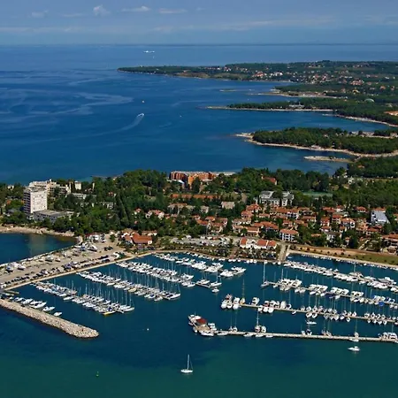 Villa Umag 아파트 우마그