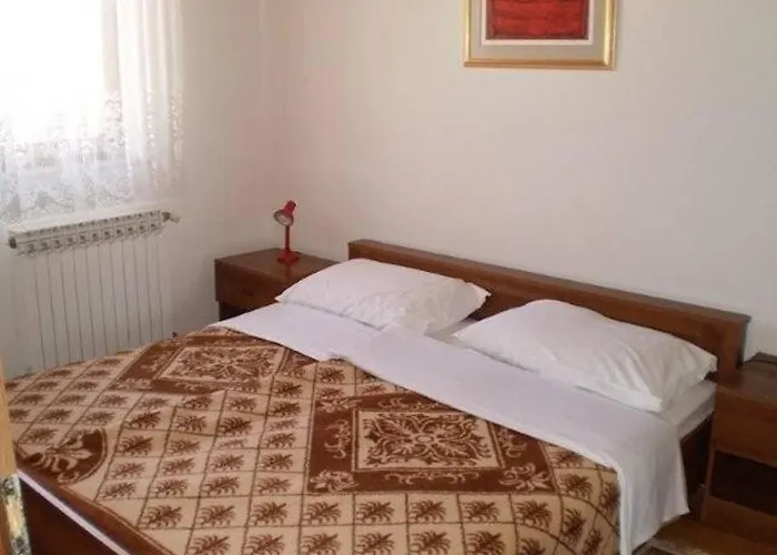 아파트 Villa Umag 우마그